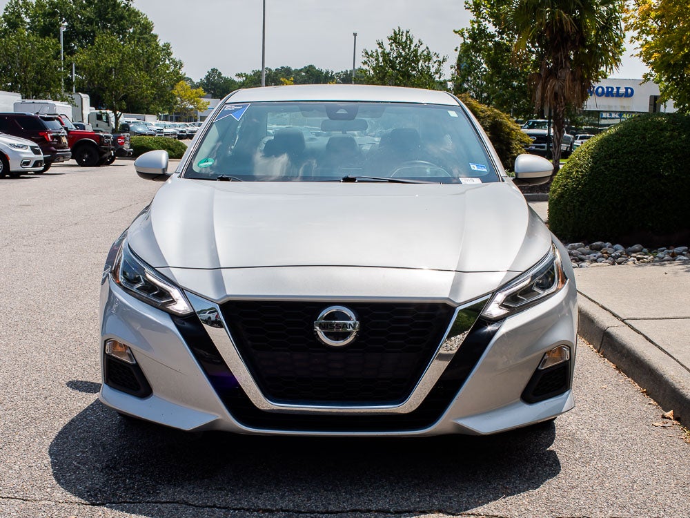 2022 Nissan Altima 2.5 SV