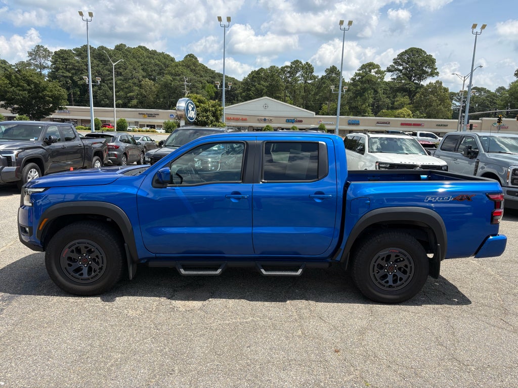 2025 Nissan Frontier PRO-4X