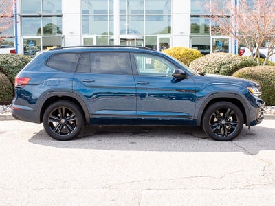 2022 Volkswagen Atlas 3.6L V6 SEL R-Line Black