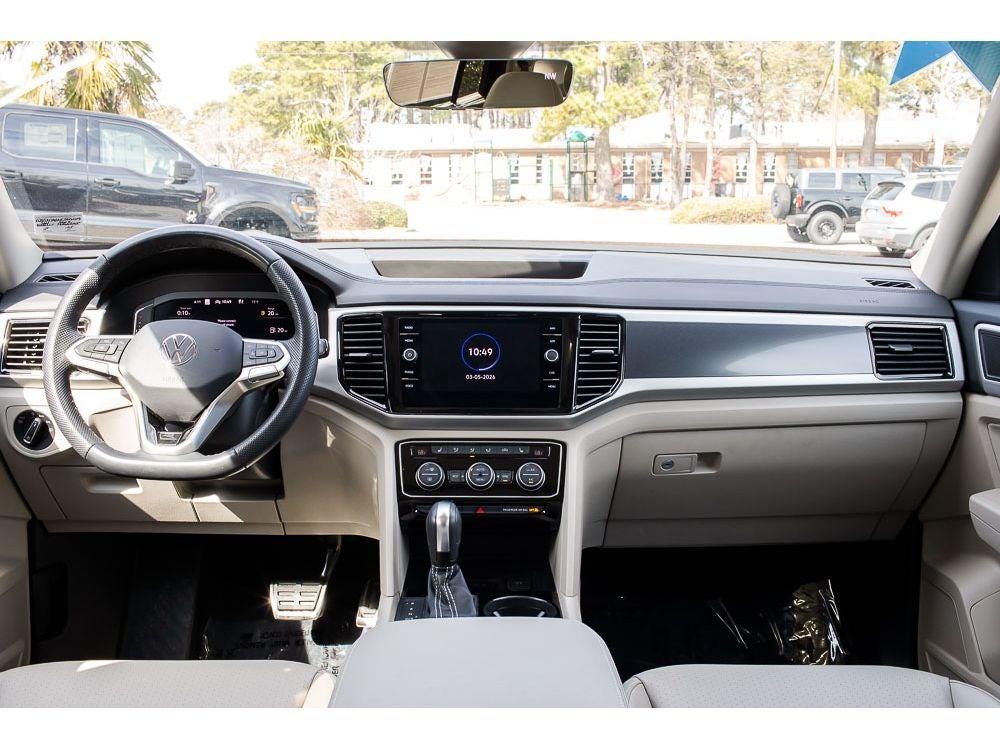 2022 Volkswagen Atlas 3.6L V6 SEL R-Line Black