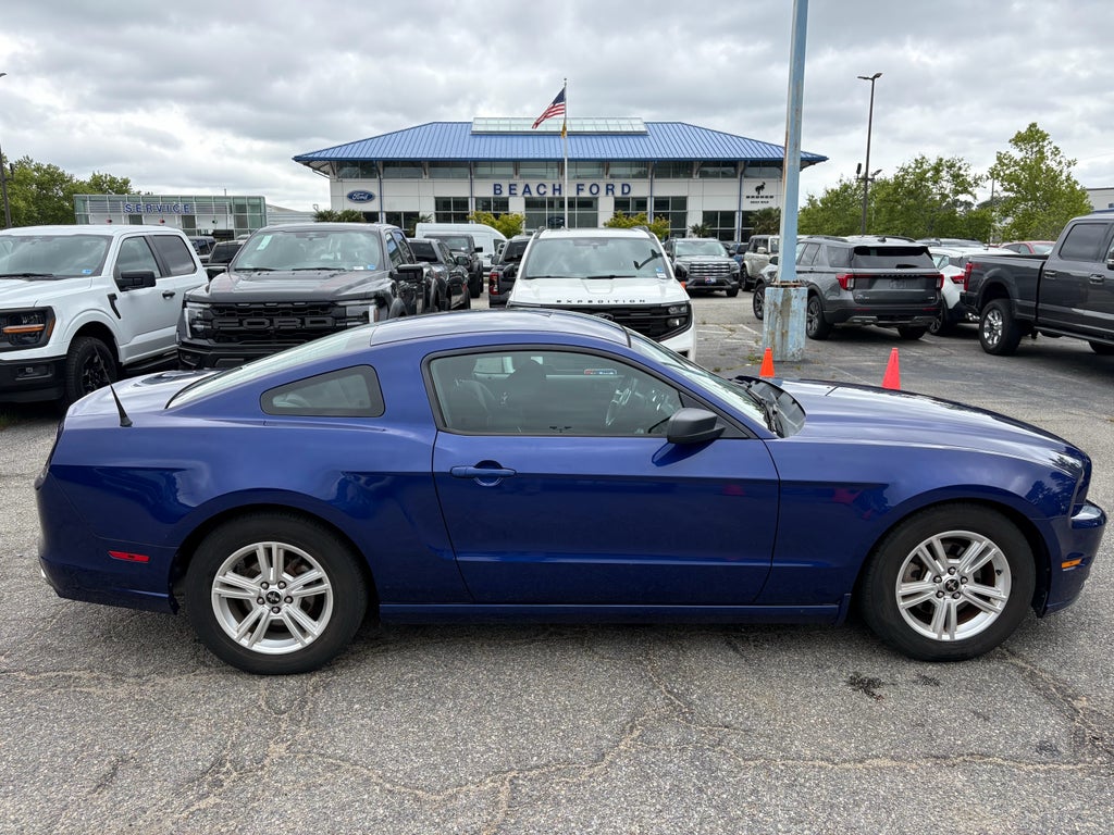 2014 Ford Mustang V6