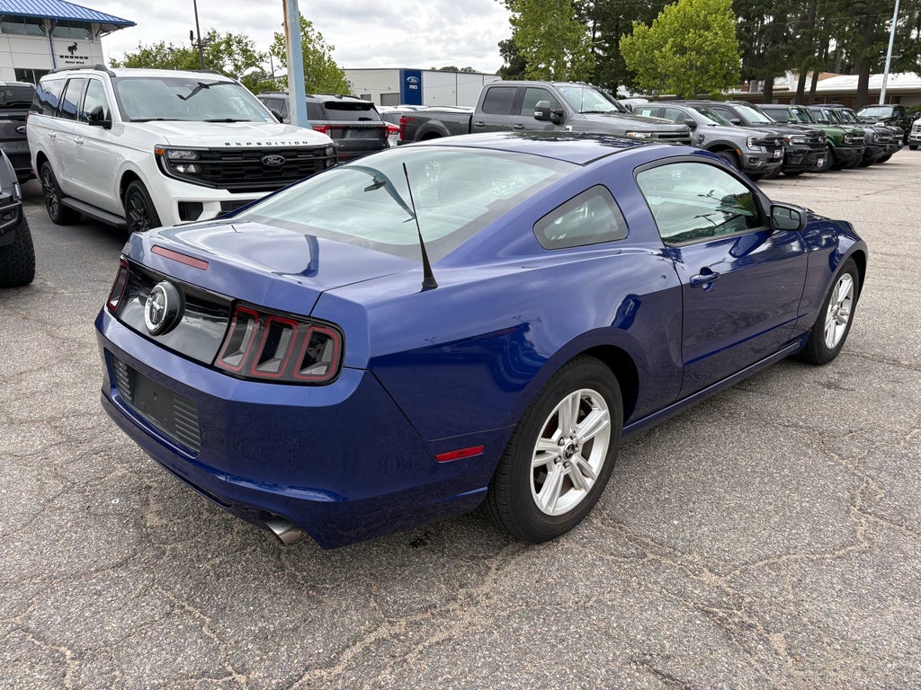 2014 Ford Mustang V6