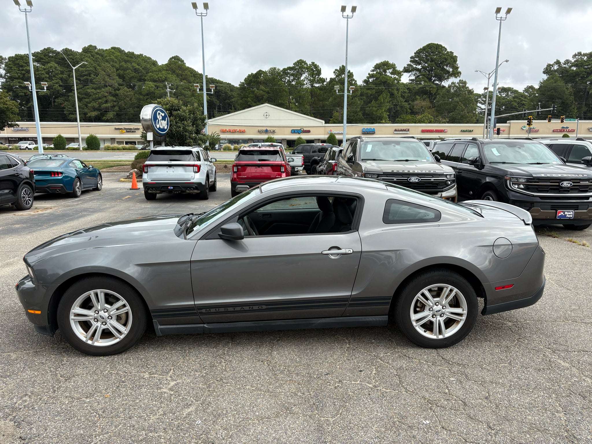 2010 Ford Mustang Base