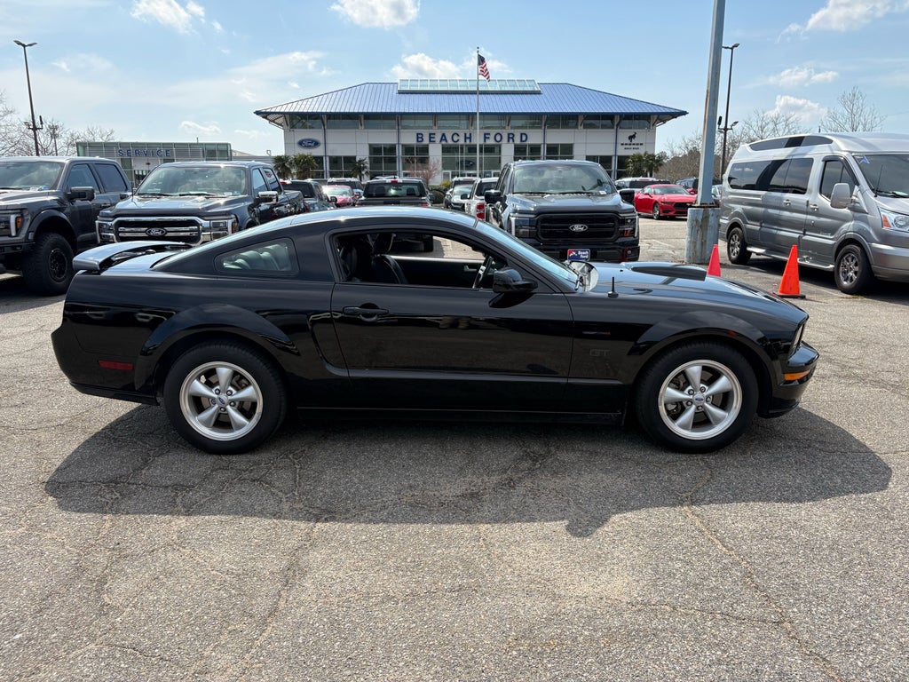 2008 Ford Mustang GT Deluxe