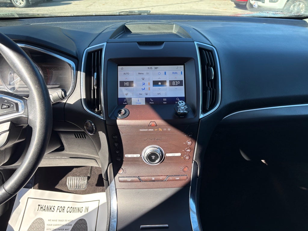 2020 Ford Edge Titanium