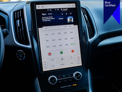 2022 Ford Edge SE