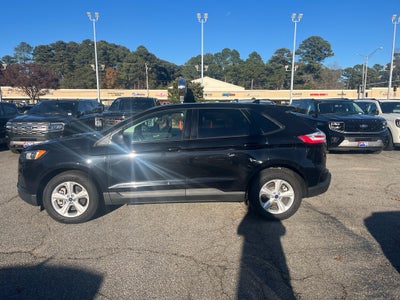 2022 Ford Edge SE