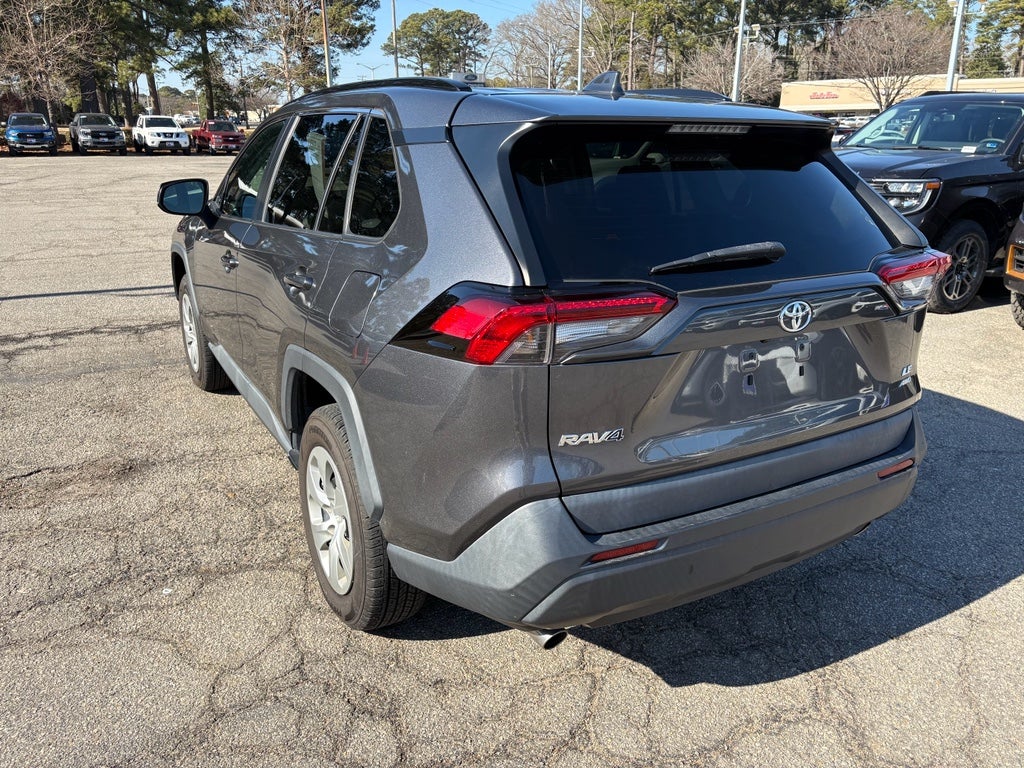 2021 Toyota RAV4 LE