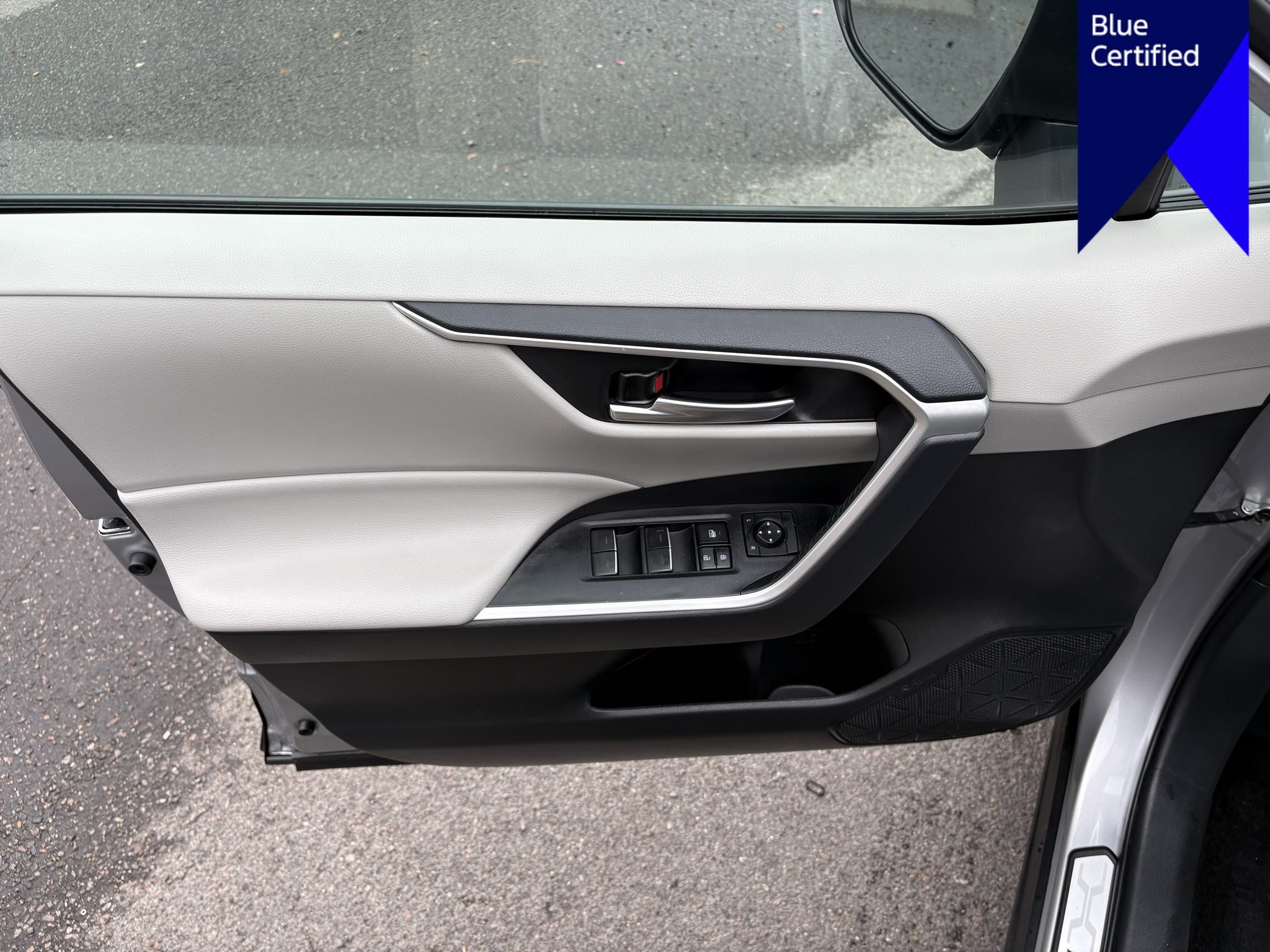 2024 Toyota RAV4 Hybrid Hybrid XLE