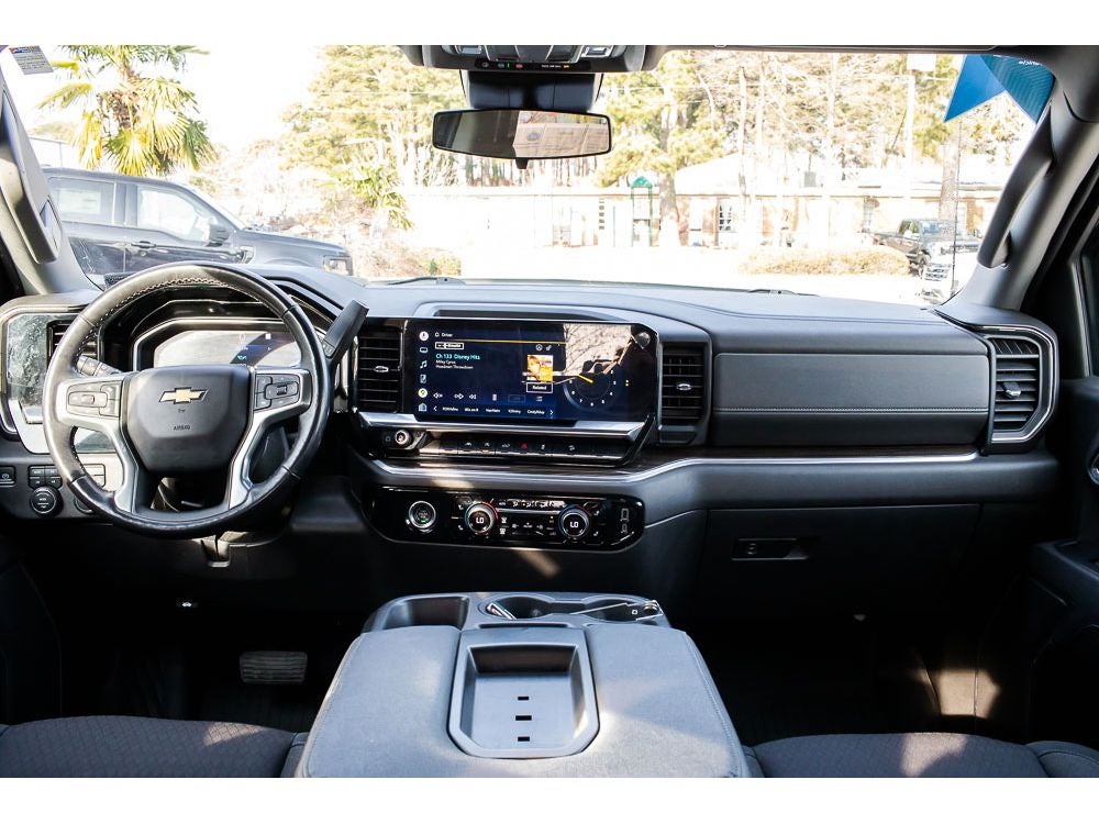 2022 Chevrolet Silverado LT