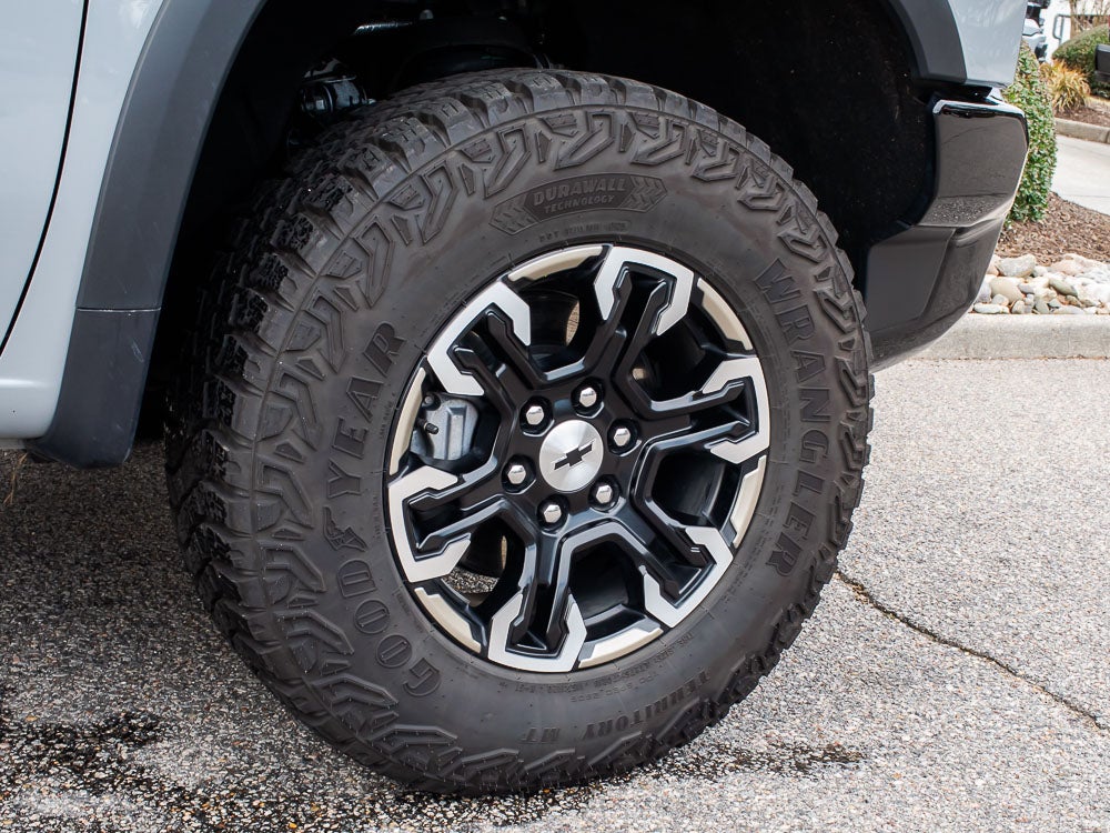 2025 Chevrolet Silverado ZR2