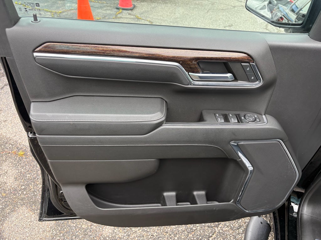 2024 GMC Sierra Elevation