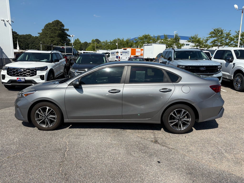 2022 Kia Forte LXS
