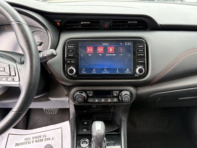 2022 Nissan Kicks SR