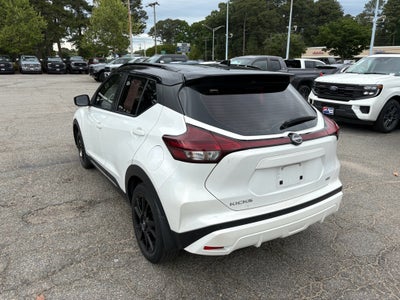 2022 Nissan Kicks SR