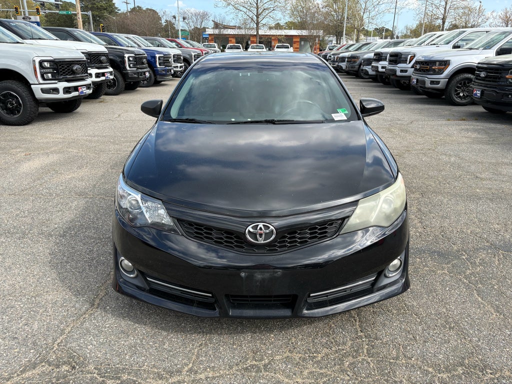2014 Toyota Camry SE