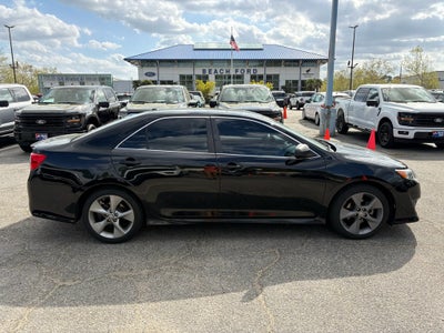 2014 Toyota Camry SE