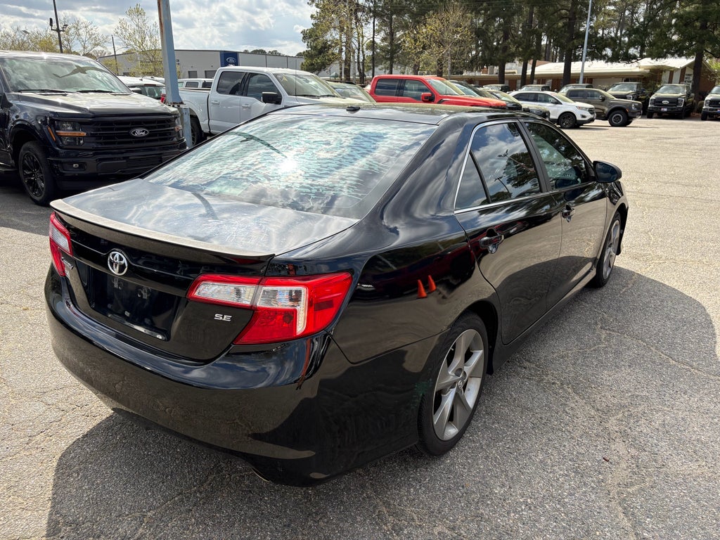 2014 Toyota Camry SE
