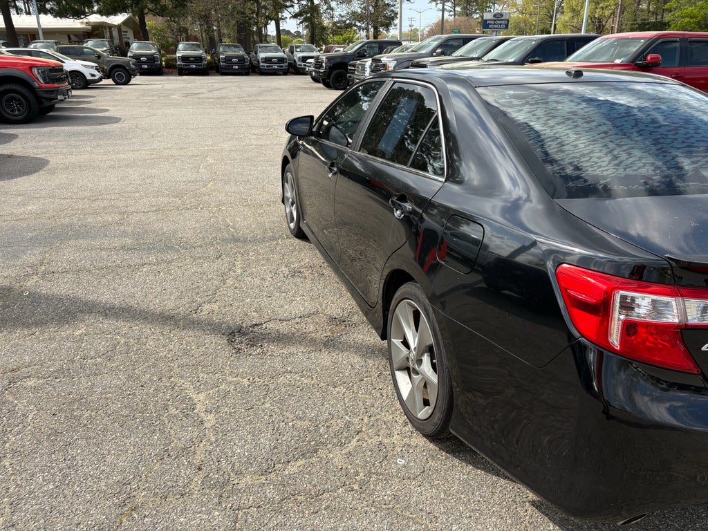 2014 Toyota Camry SE