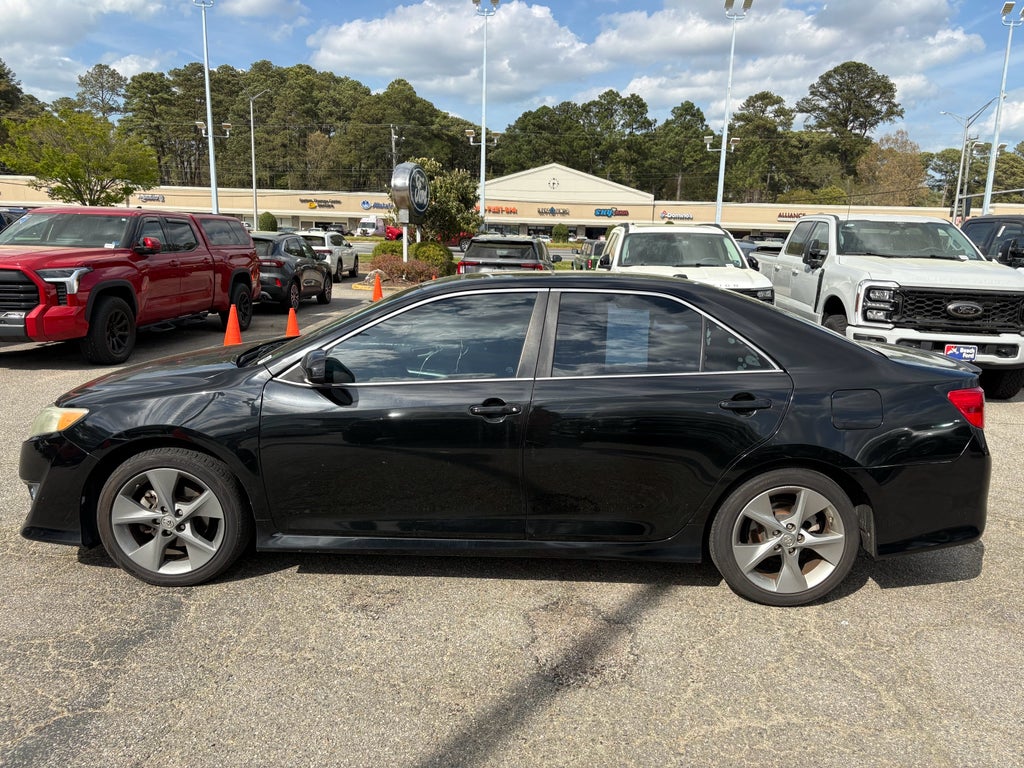 2014 Toyota Camry SE