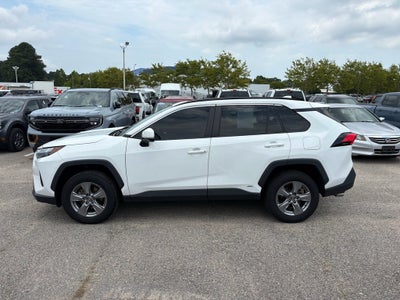 2022 Toyota RAV4 Hybrid XLE
