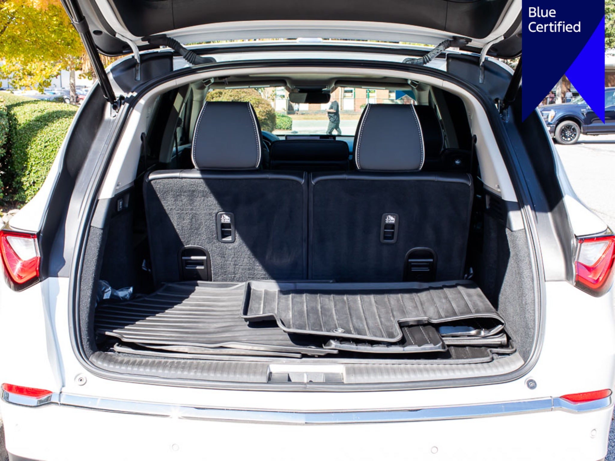 2022 Acura MDX w/Advance Package