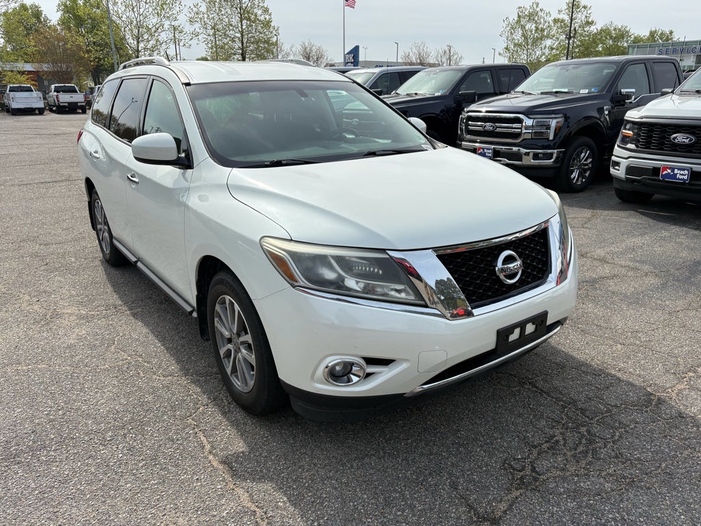 2015 Nissan Pathfinder SV
