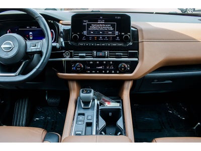 2024 Nissan Pathfinder Platinum