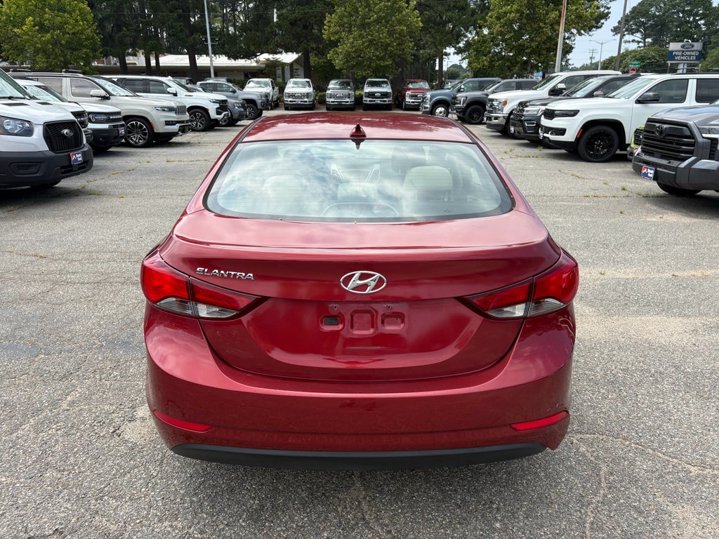 2016 Hyundai Elantra SE