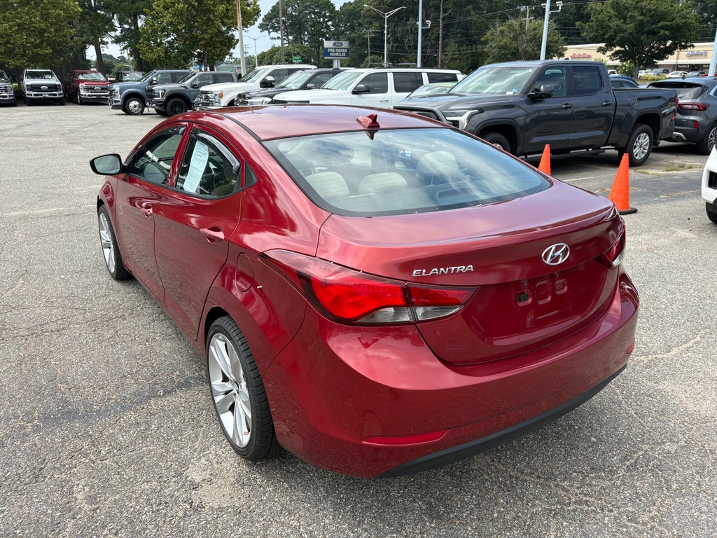 2016 Hyundai Elantra SE