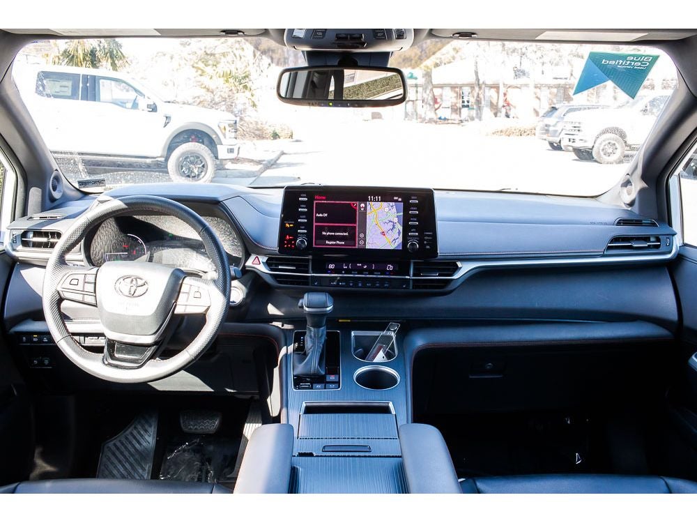 2022 Toyota Sienna XSE