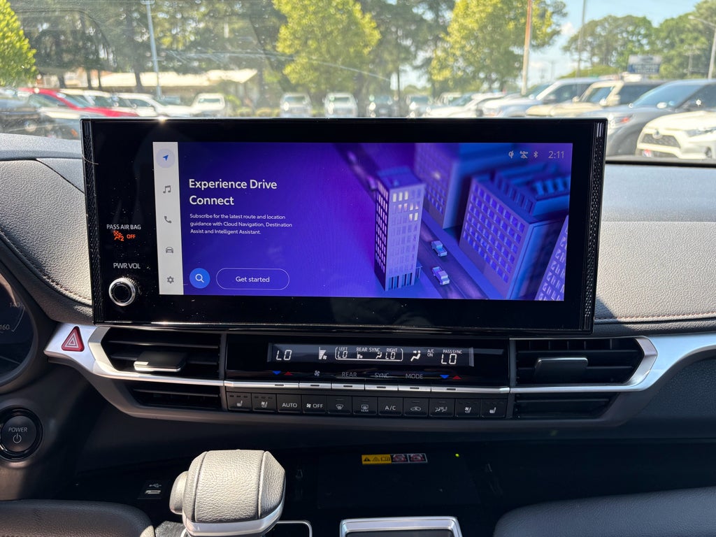 2025 Toyota Sienna Platinum
