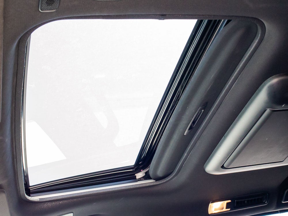 2025 Toyota Sienna Platinum