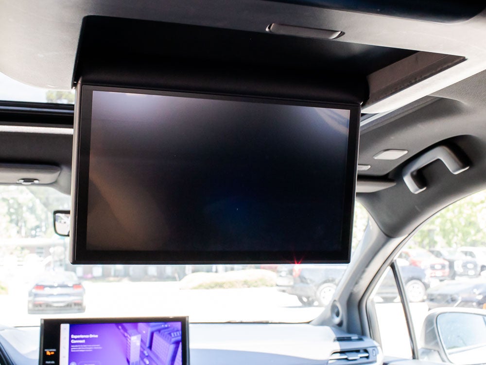 2025 Toyota Sienna Platinum