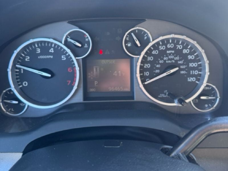 2014 Toyota Tundra SR5