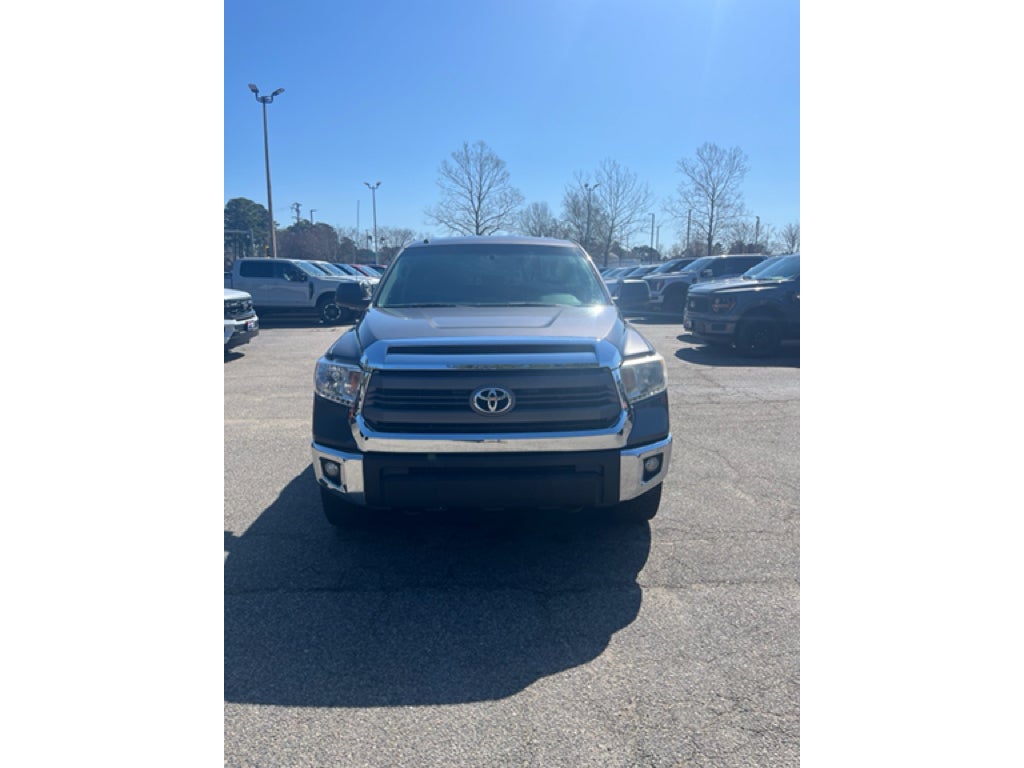 2015 Toyota Tundra SR5