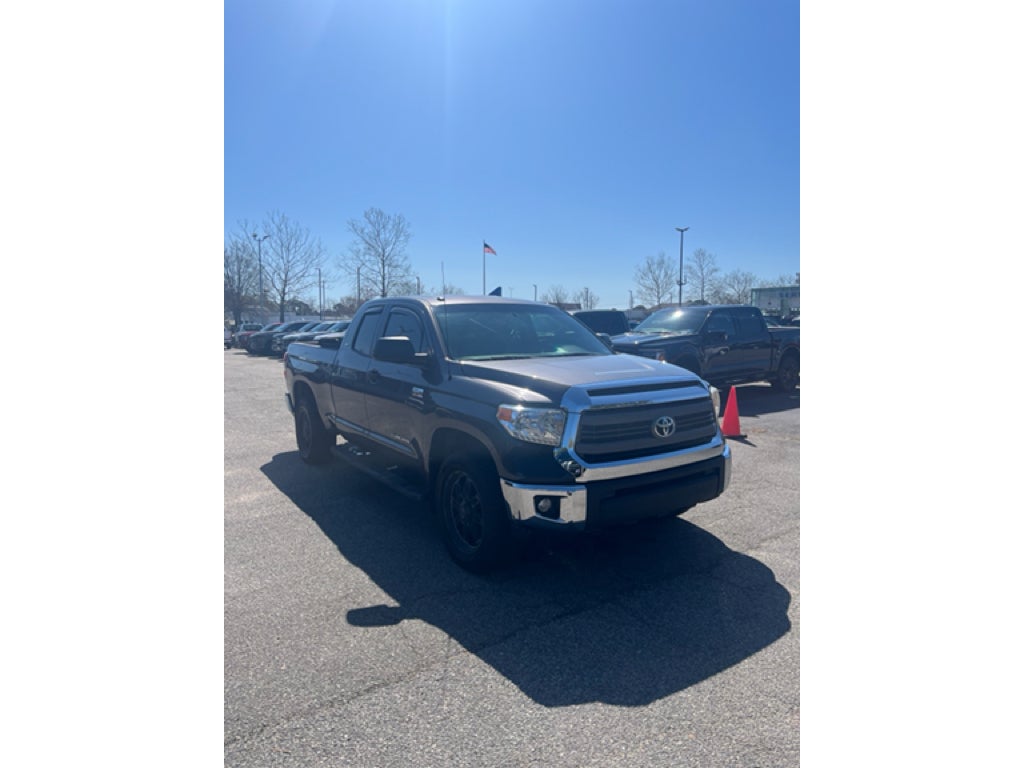 2015 Toyota Tundra SR5