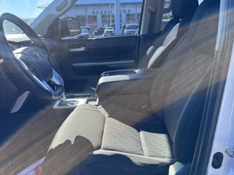 2018 Toyota Tundra SR5