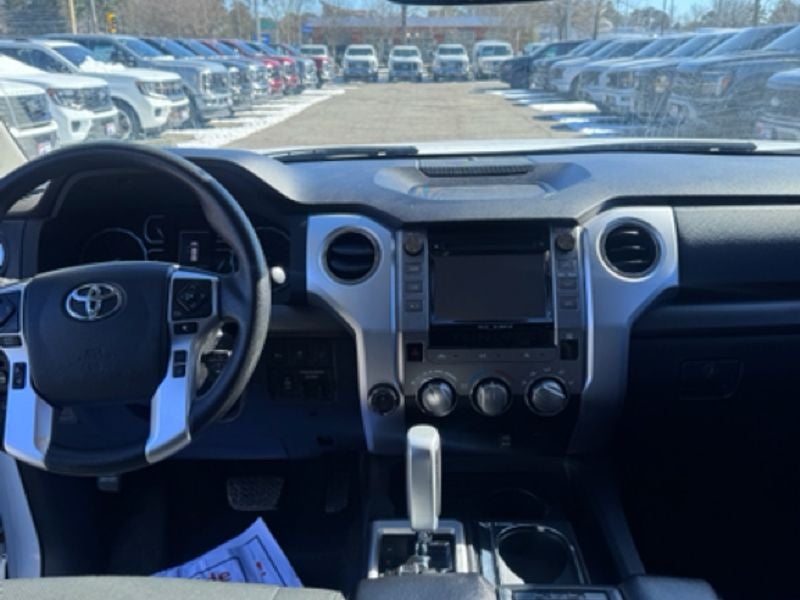 2018 Toyota Tundra SR5