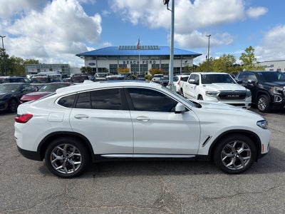 2022 BMW X4 xDrive30i