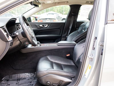 2024 Volvo S60 Plus Dark Theme