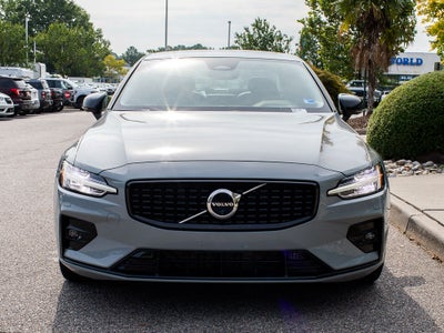2024 Volvo S60 Plus Dark Theme