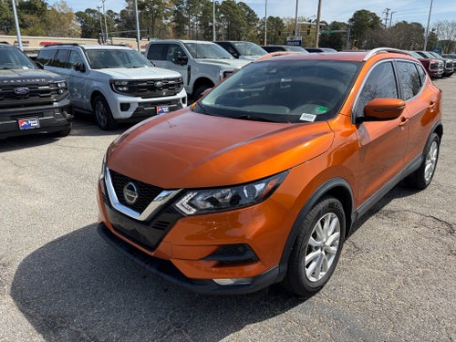 2022 Nissan Rogue Sport SV