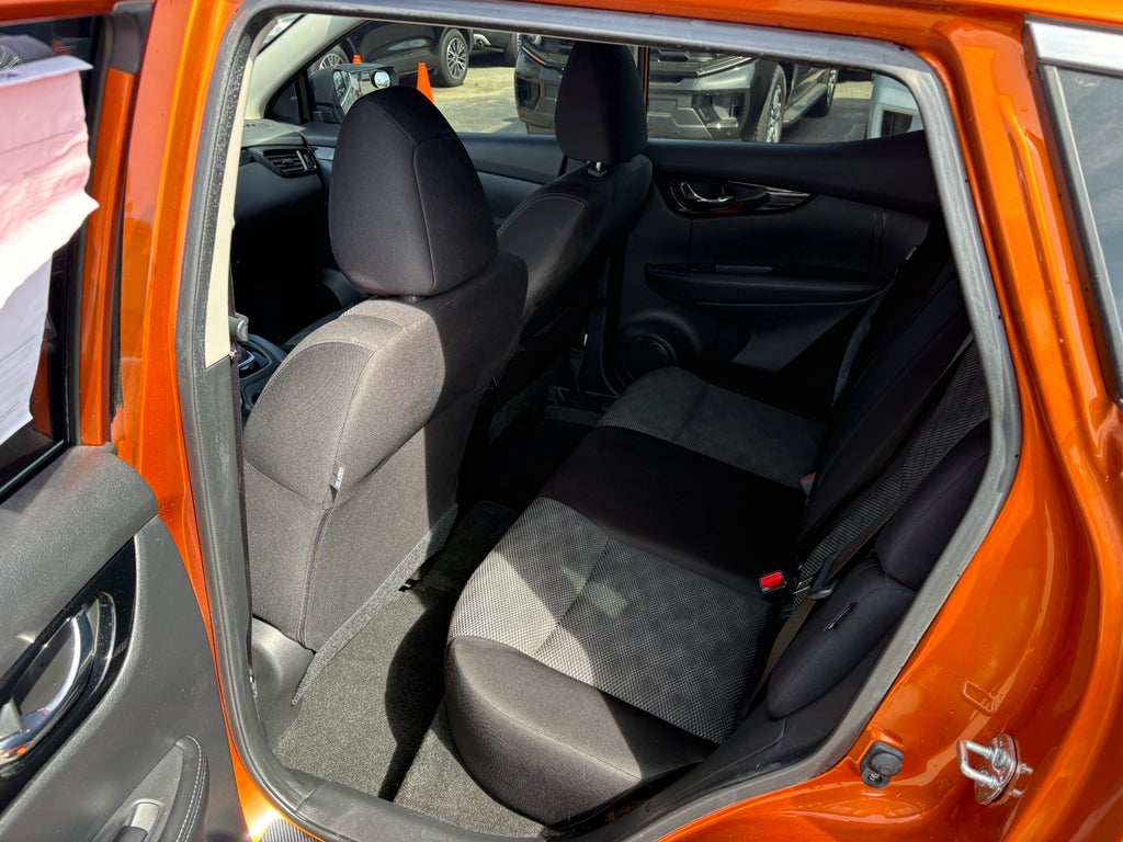 2022 Nissan Rogue Sport SV