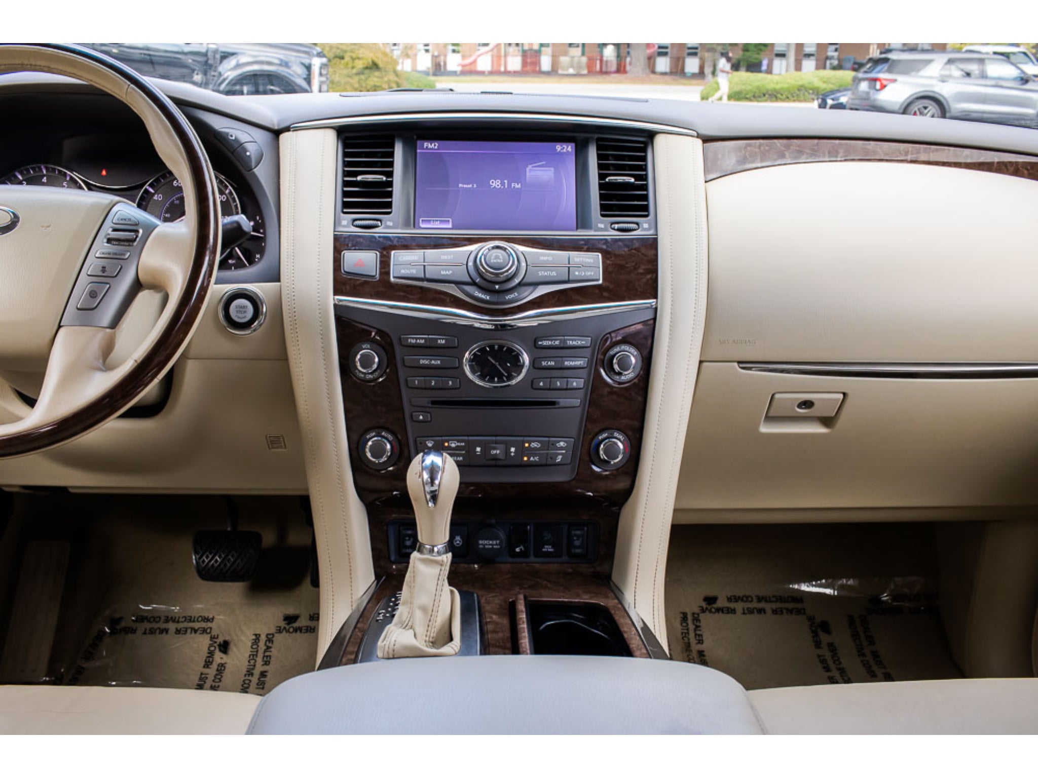 2015 INFINITI QX80 Base