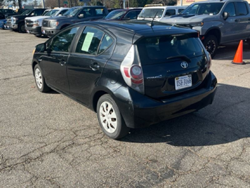 2013 Toyota Prius c Three