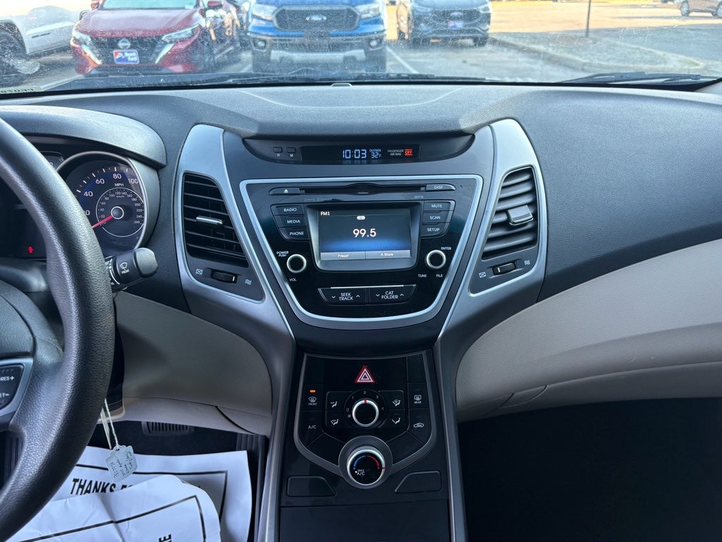 2015 Hyundai Elantra SE