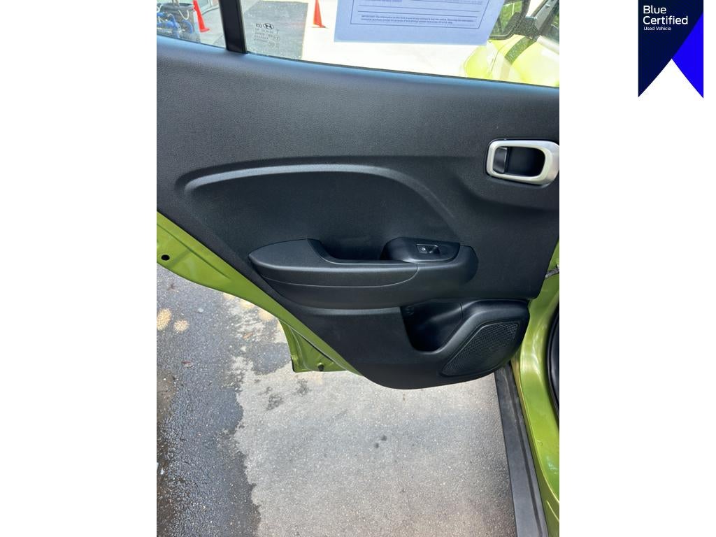 2020 Hyundai Venue SE