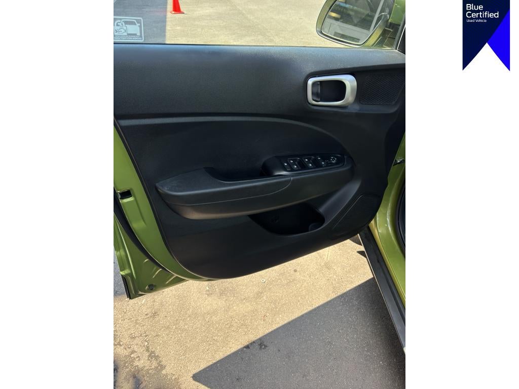 2020 Hyundai Venue SE