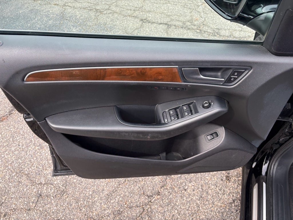 2011 Audi Q5 3.2L Premium Plus